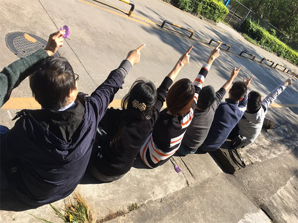 擺個POSE